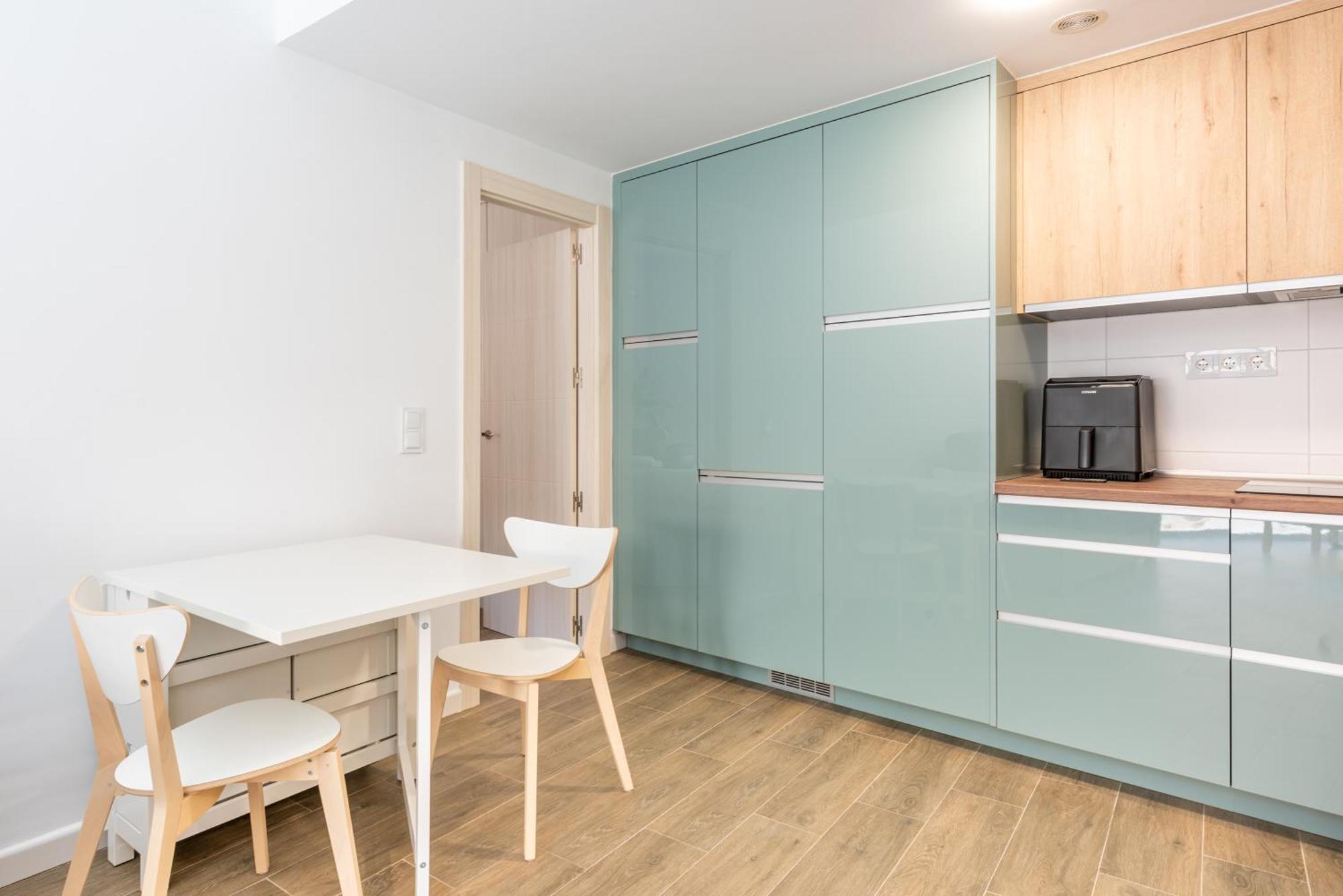 Wintowinrentals Charming & New Building, Close Rincón de la Victoria