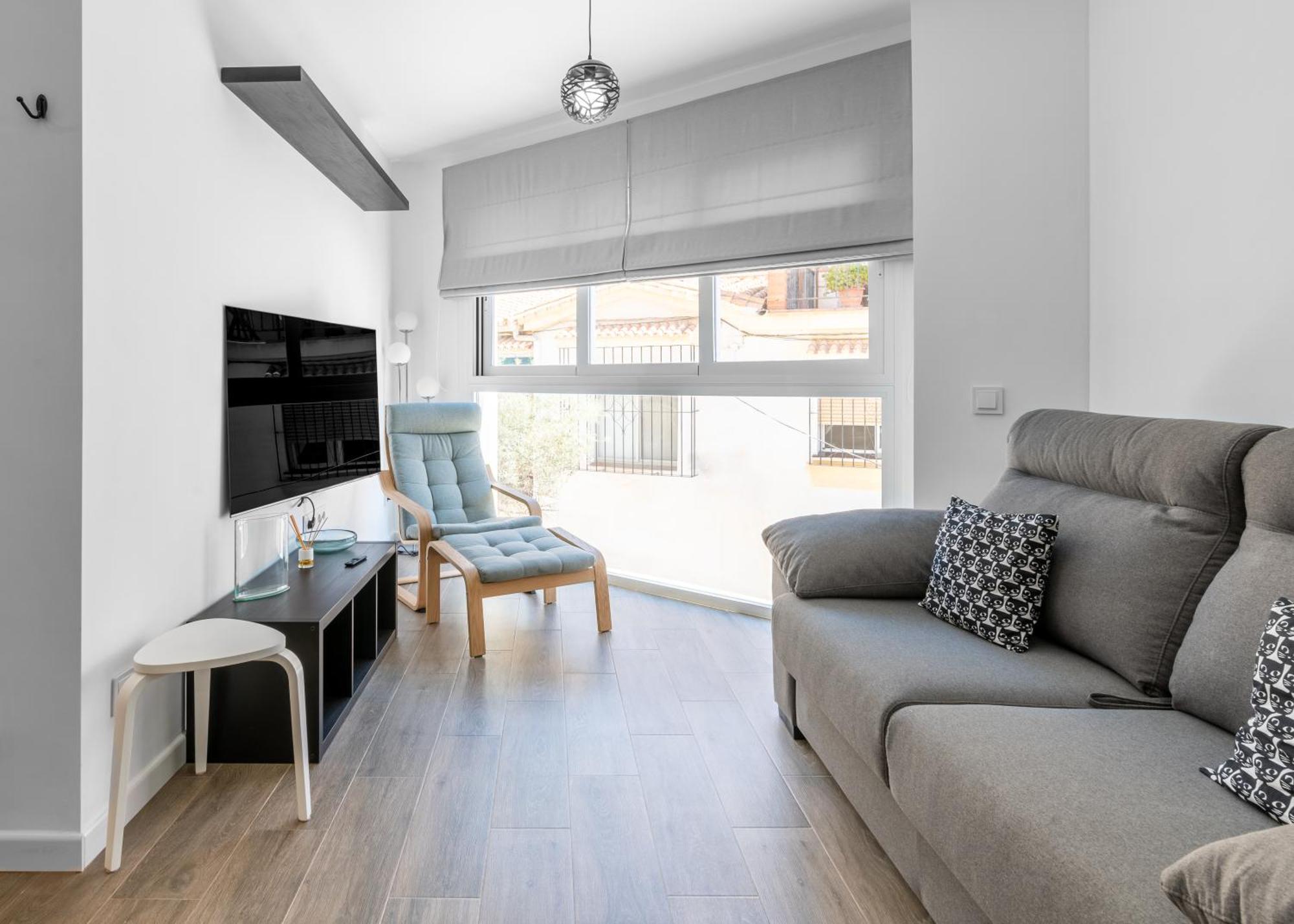 Wintowinrentals Charming & New Building, Close Appartement