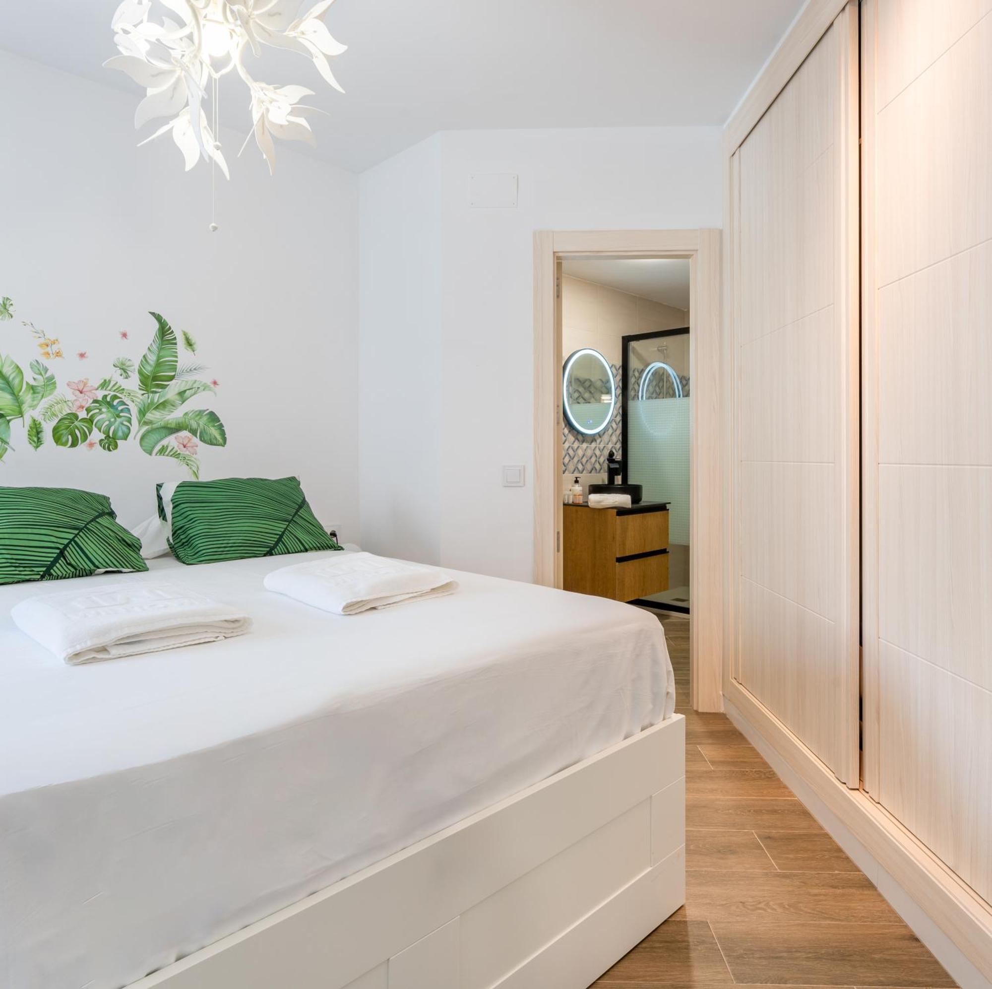 Appartamento Wintowinrentals Charming & New Building, Close *